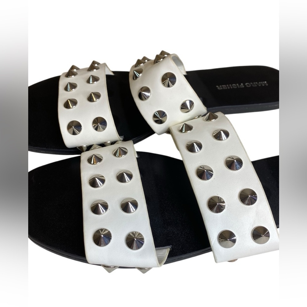 Marc Fisher Bolive White Vegan Studded Flat Sandal Women’s Size 9M - Picture 7 of 12